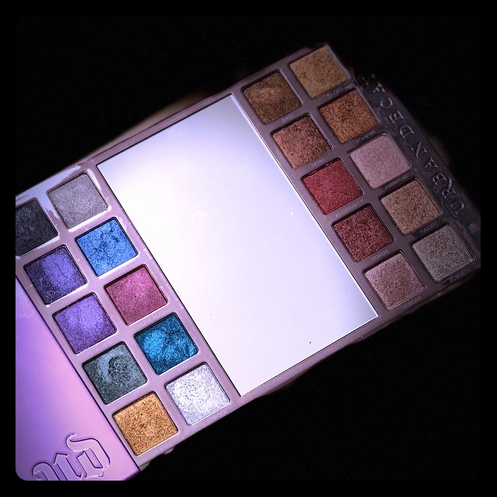 Urban Decay Heavy Metal palette